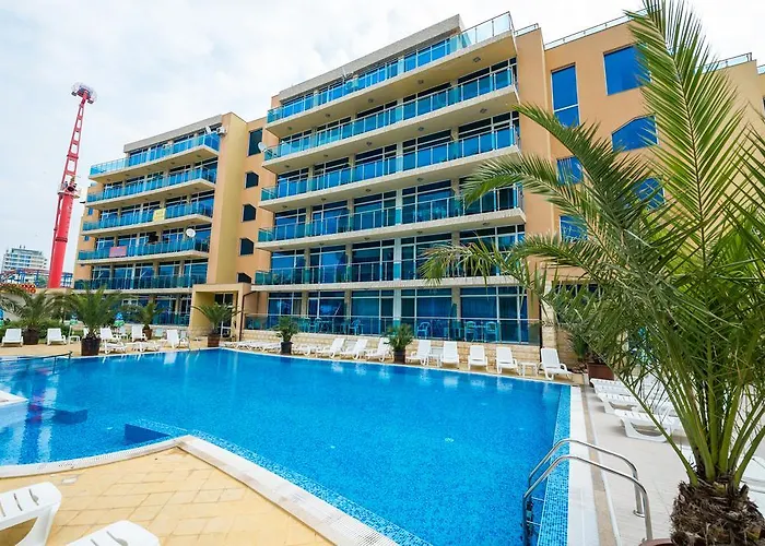 Deluxe Apartments Gallery 2